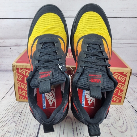 *Sold New Van's Ultrarange Rapid Black Flames - Picture 7 of 9